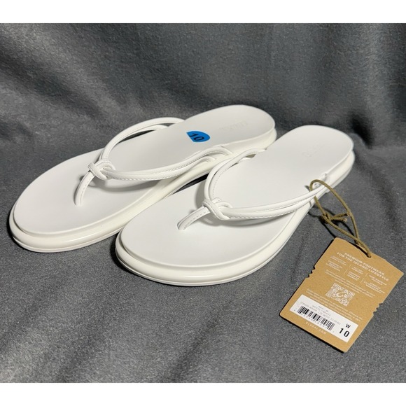 OluKai Aka Women Size 10 White Beach Water Repellent Flip-Flops Sandals‎ NEW - Picture 1 of 7